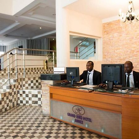 Room In Lodge - Grand Ibro Hotel Abuja Jabi Exterior photo