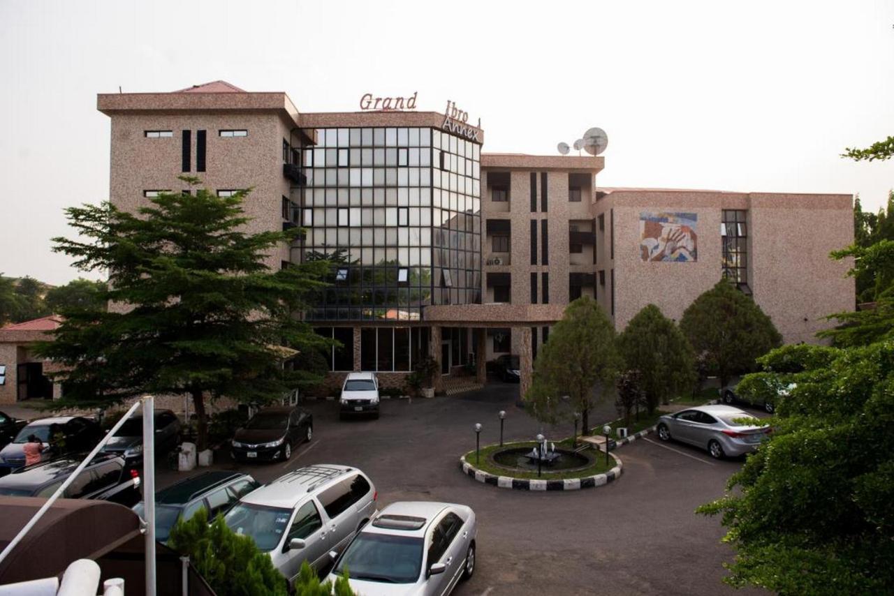 Room In Lodge - Grand Ibro Hotel Abuja Jabi Exterior photo